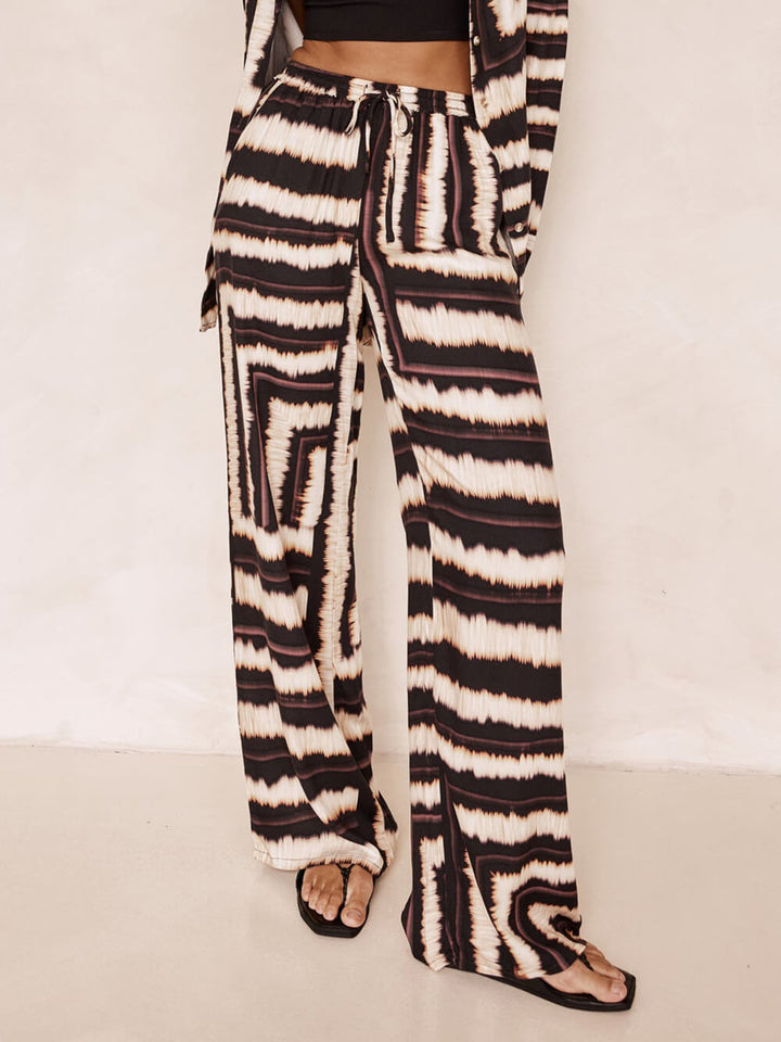 Striped Textured Signature Chocolate Print Baggy Pants