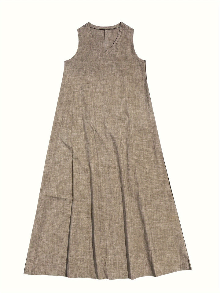 Mia - Classic V-Neck Maxi Dress