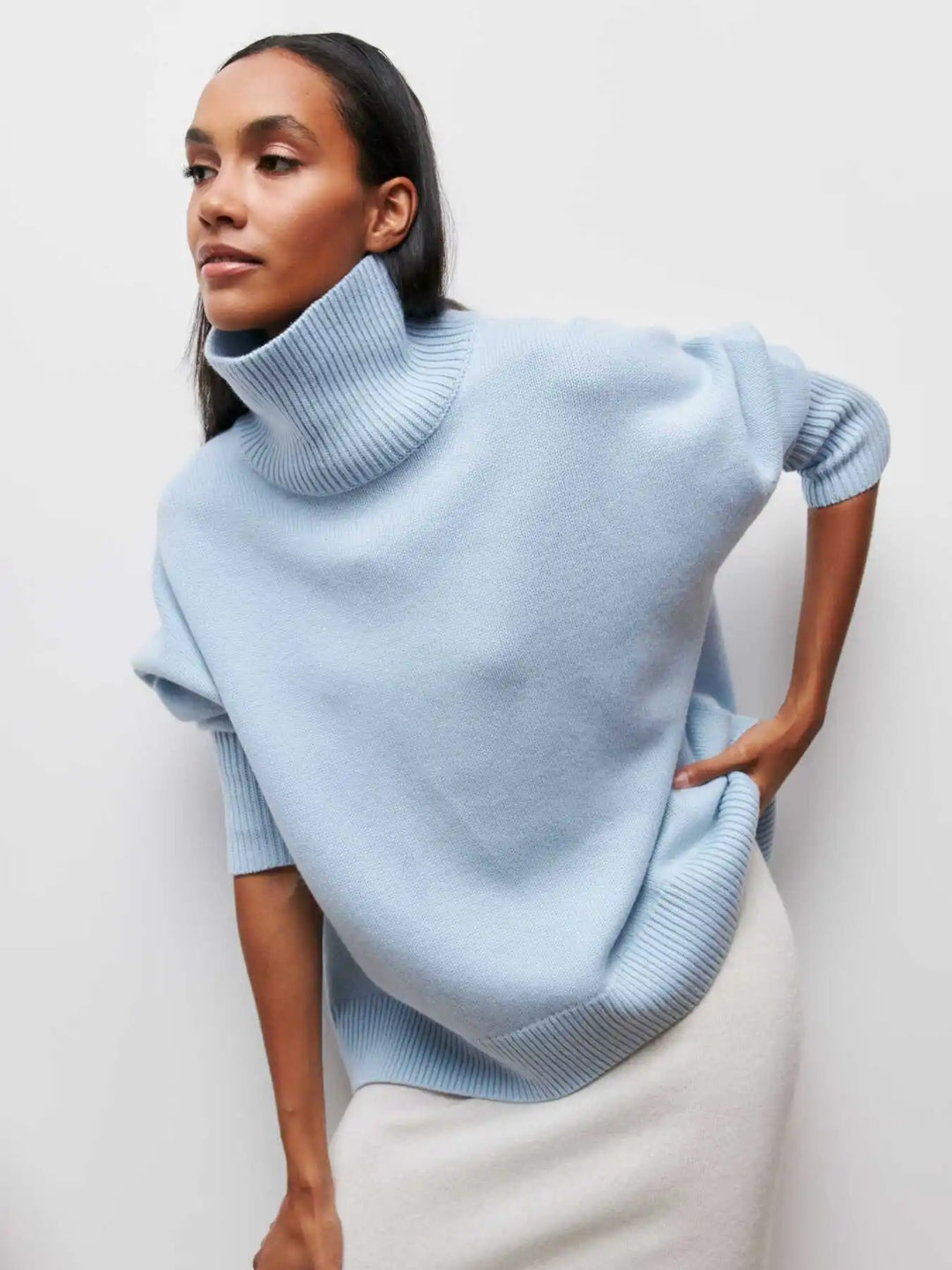 LARA | OVERSIZED TURTLENECK