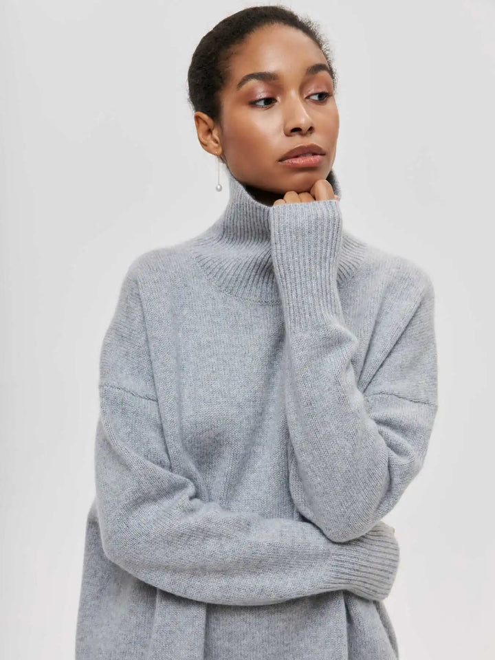 LARA | OVERSIZED TURTLENECK