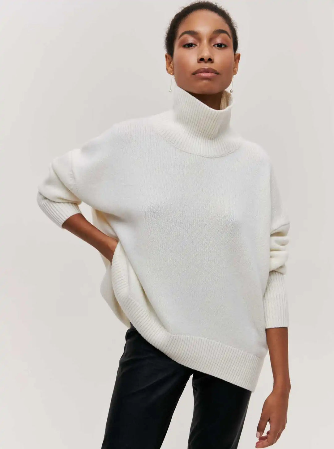 LARA | OVERSIZED TURTLENECK