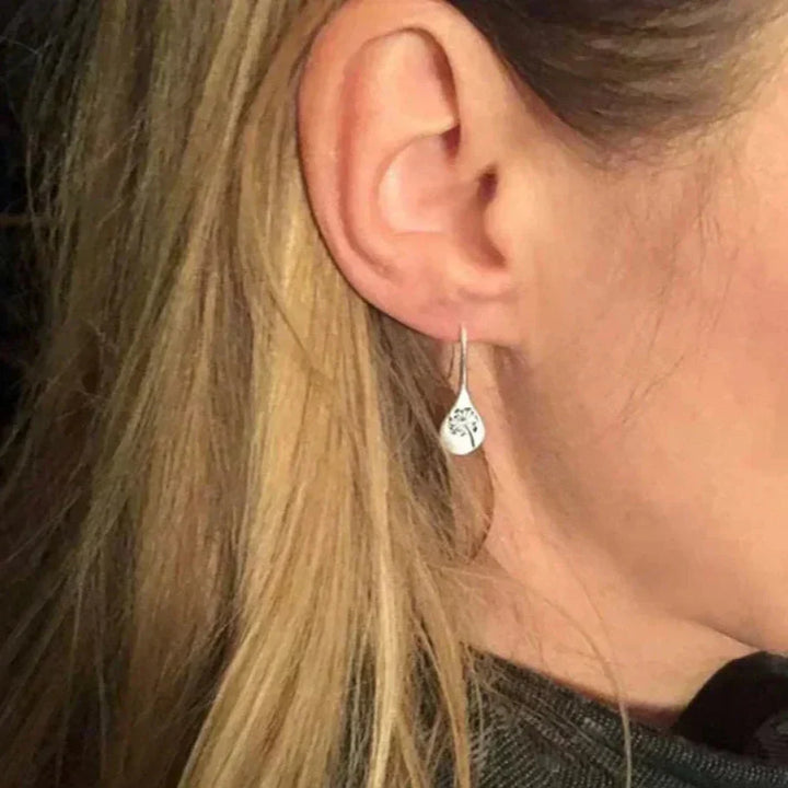 Paloma – Silver Dandelion Leaf Earrings