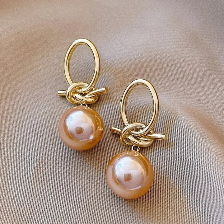 Kallie – Elegant Gemstone Ring