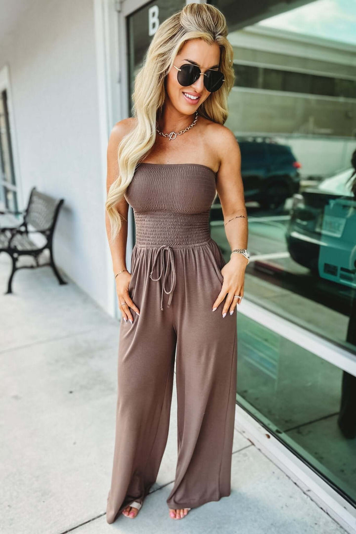 Chrissy - Trendy Off-Shoulder Jumpsuit